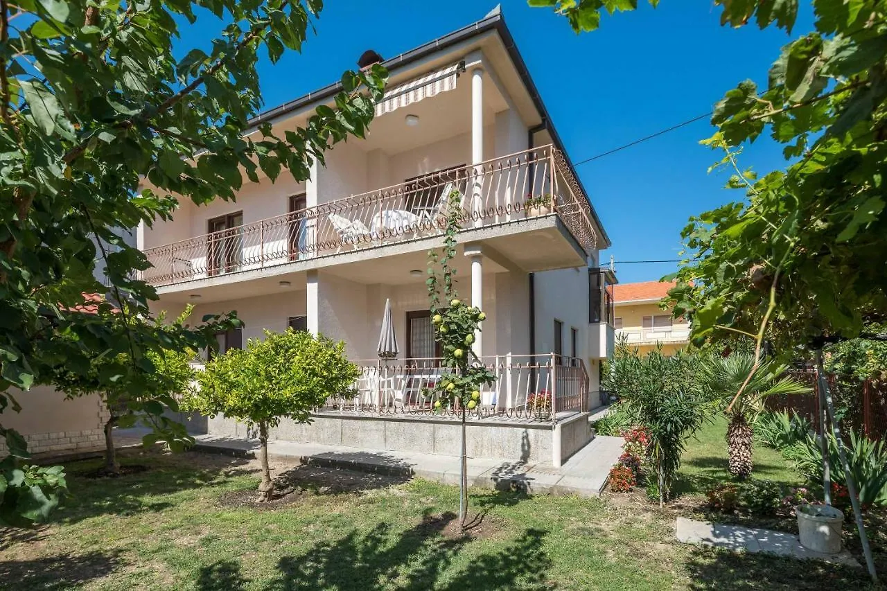 Apartment Novi Kaštela