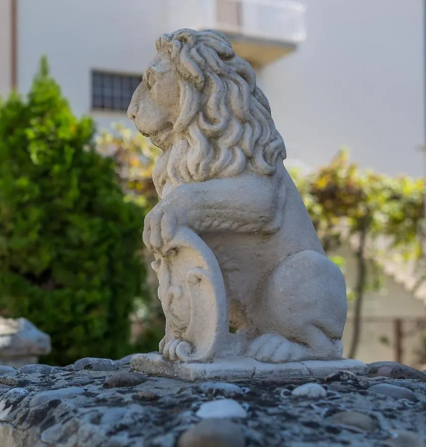 Apartment Novi Kastela