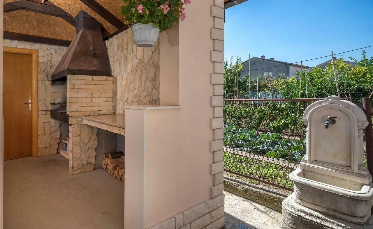 Apartment Novi Kastela Croatia