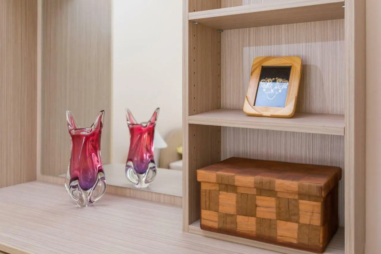 Apartment Novi Kastela 0*,